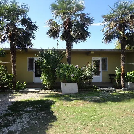 Apartments Ana Sreser Exterior photo