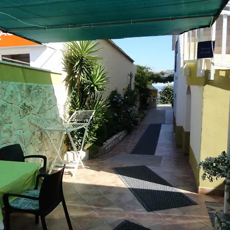 Apartments Ana Sreser Exterior photo