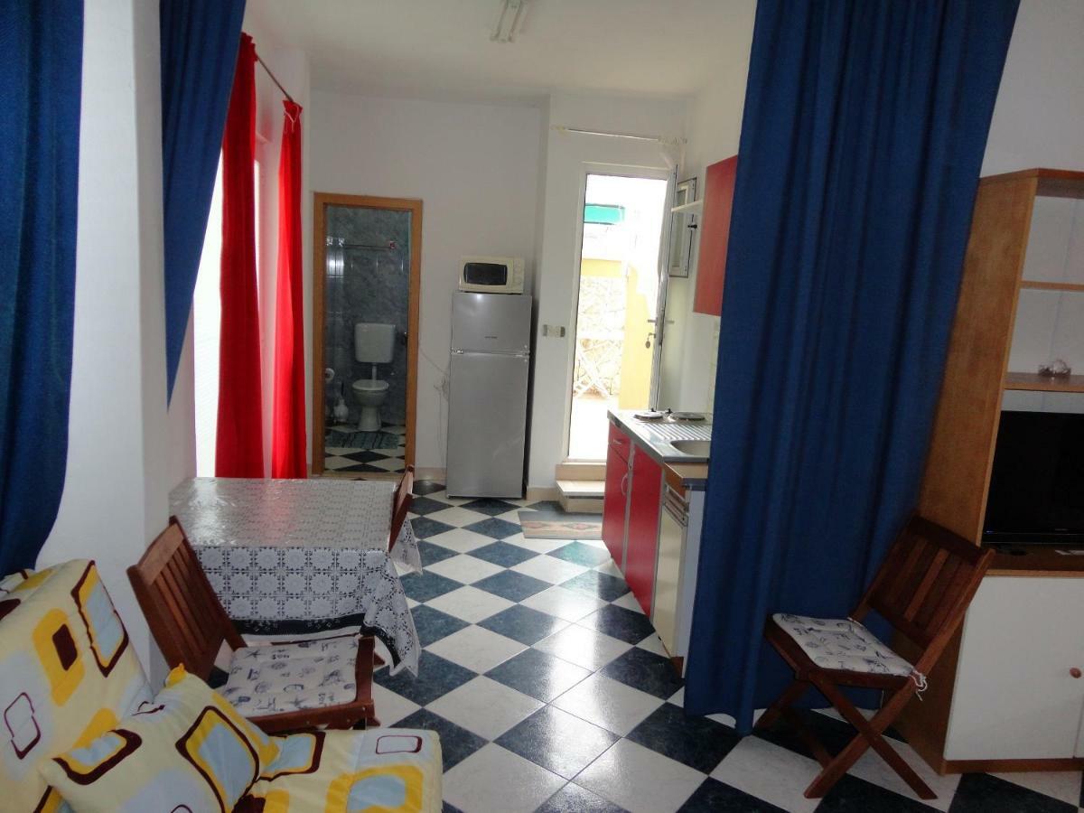 Apartment Ana